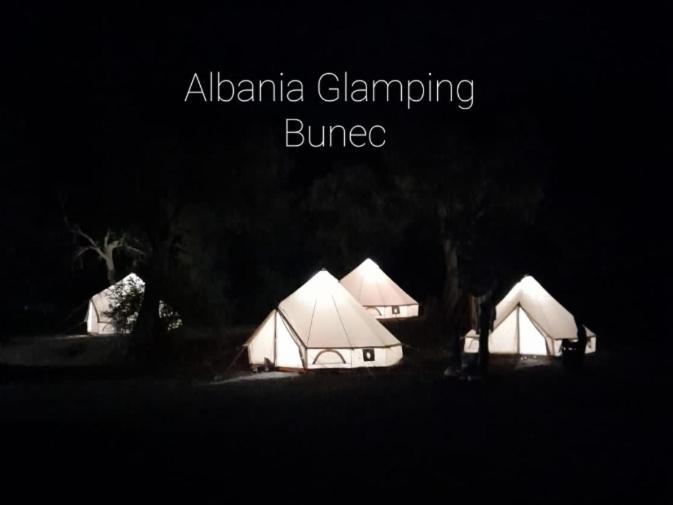Albanian Glamping Bunec Piqeras ภายนอก รูปภาพ